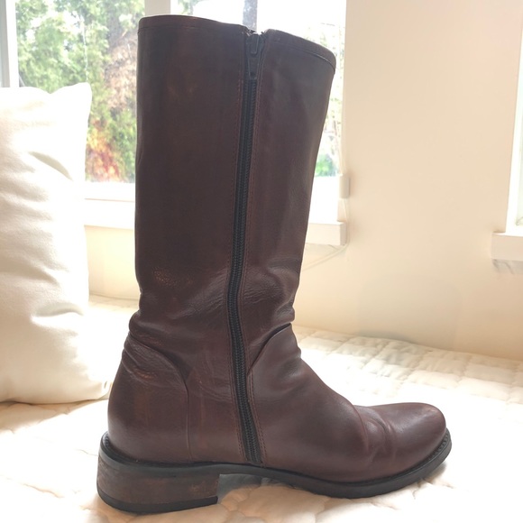 Leather Low cut boots - Picture 4 of 9